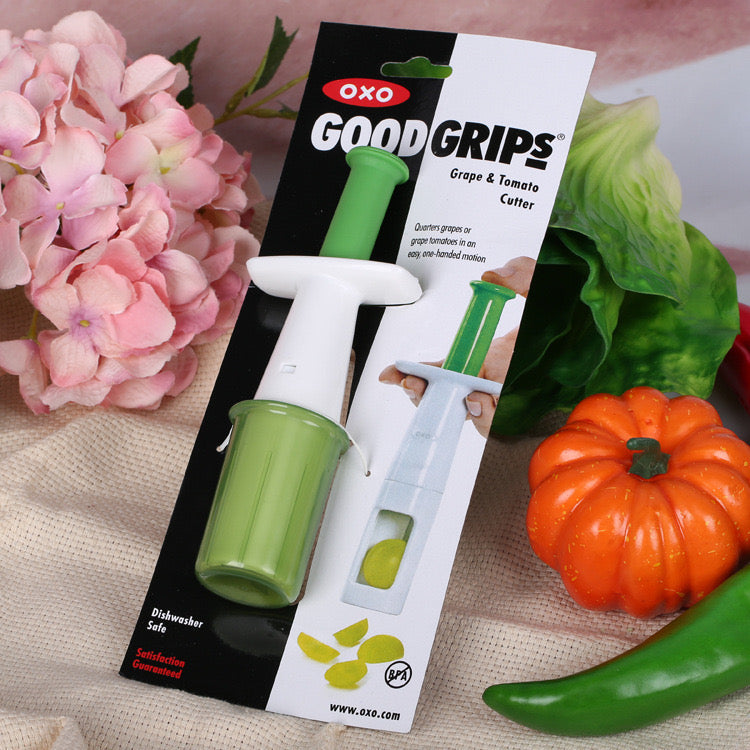 GOOD GRIPS GRAPES & TOMATO CUTTER