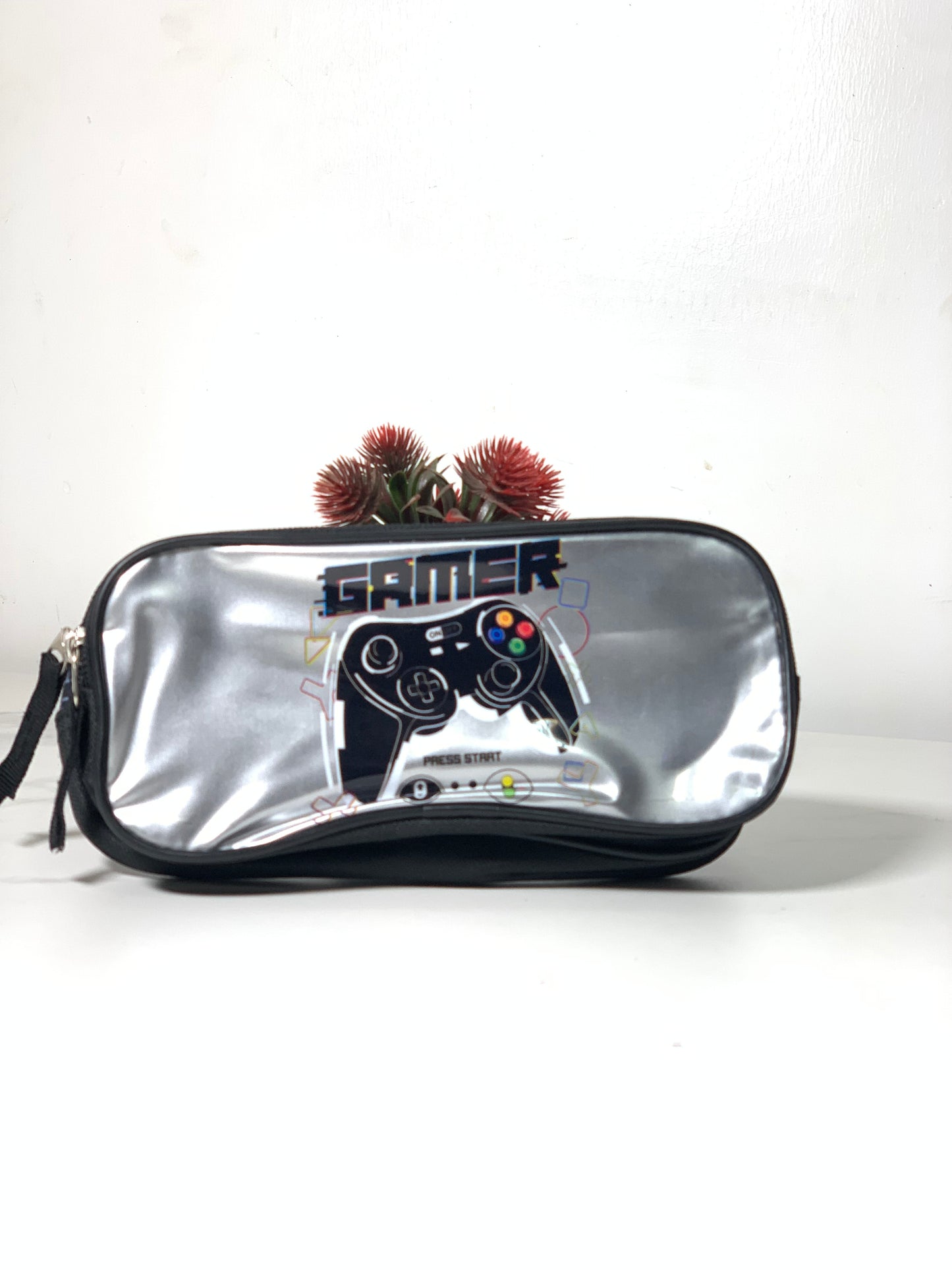 CHARACTER STATIONERY PURSE WITH 2 ZIPS