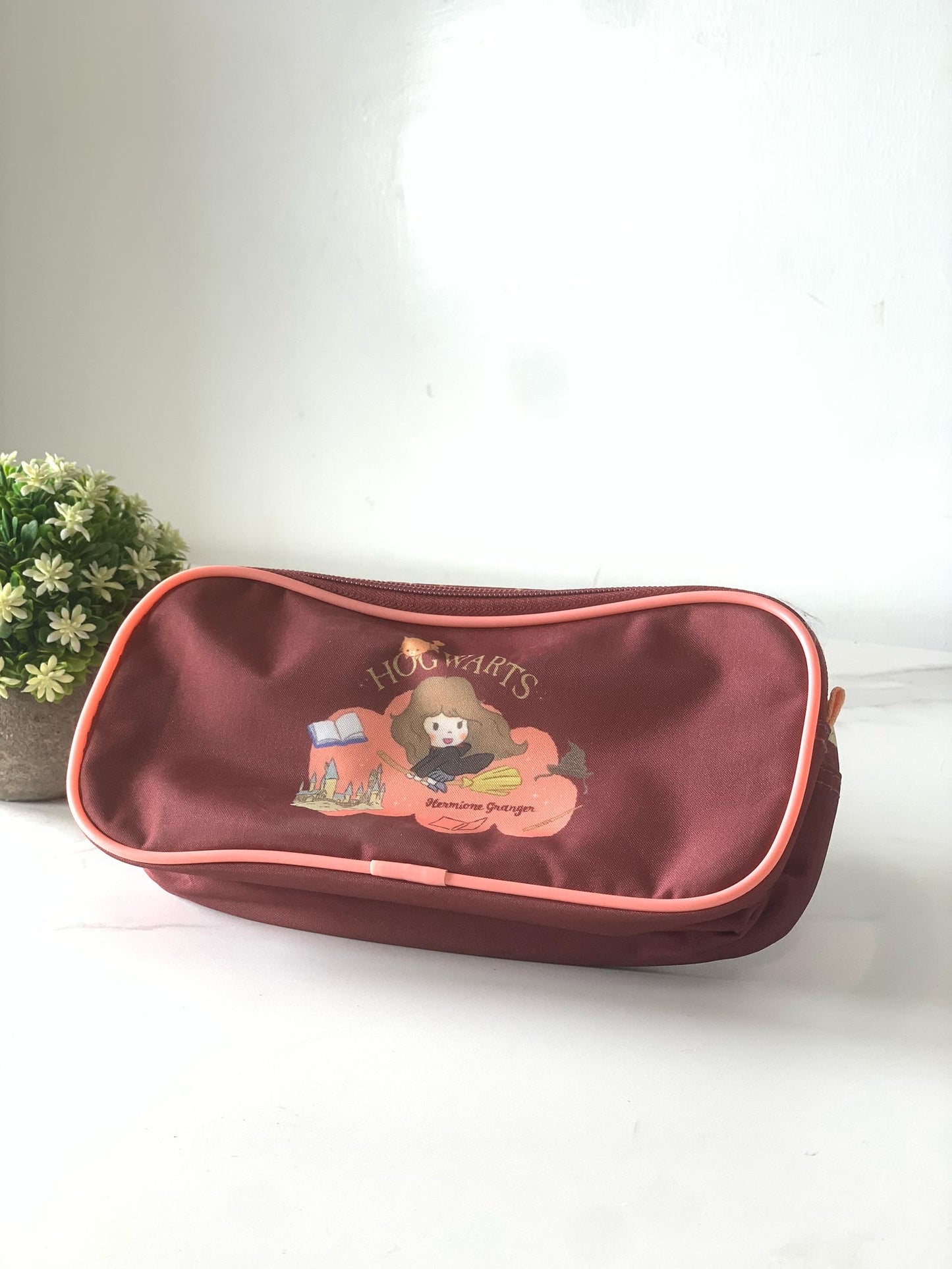 CHARACTER STATIONERY PURSE WITH 2 ZIPS