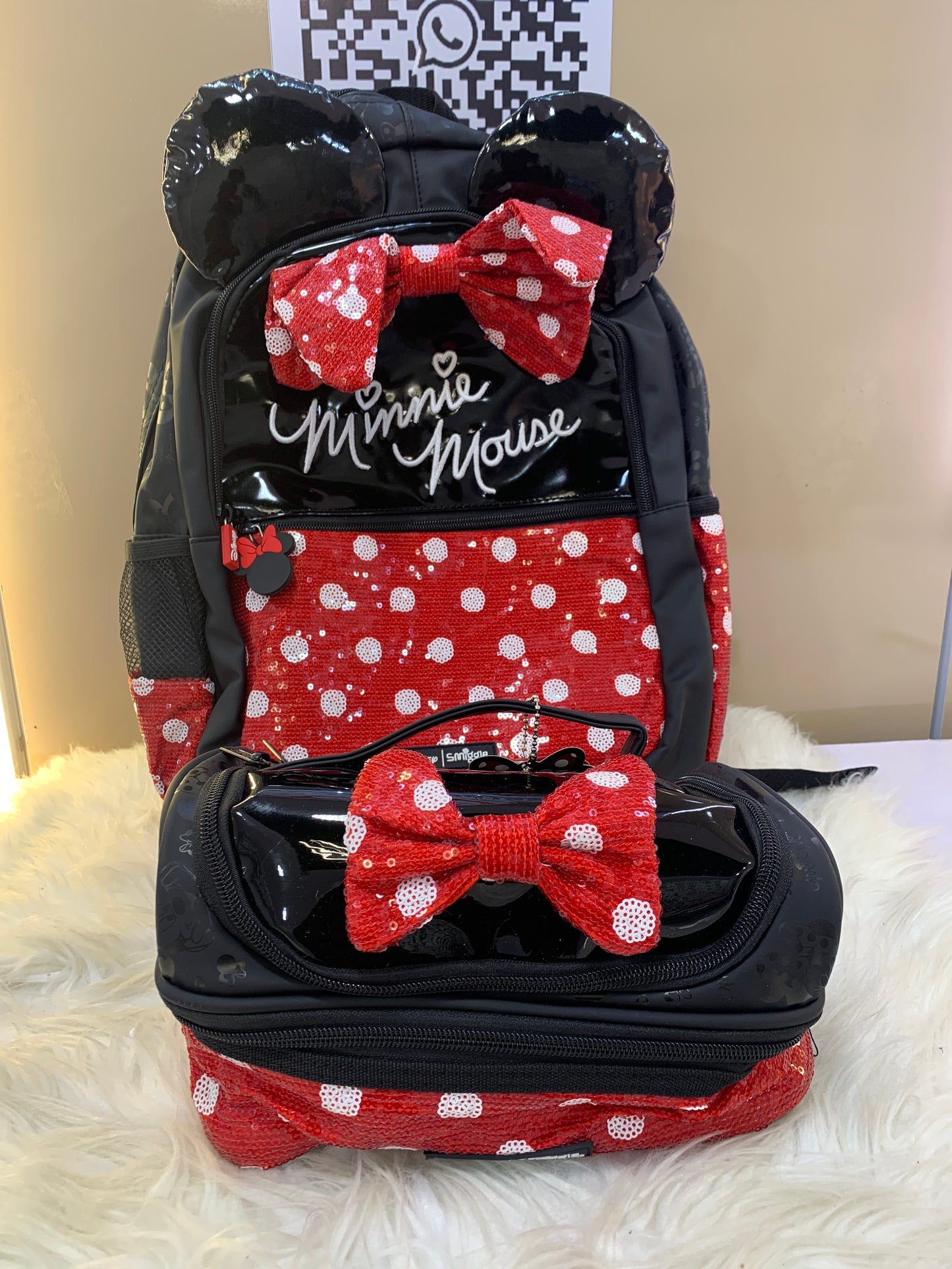 SMIGGLE 16 INCHES MINNIE MOUSE BACK BAG, WATER BOTTLE AND LUNCH BAG SET AGE 4-8yrs