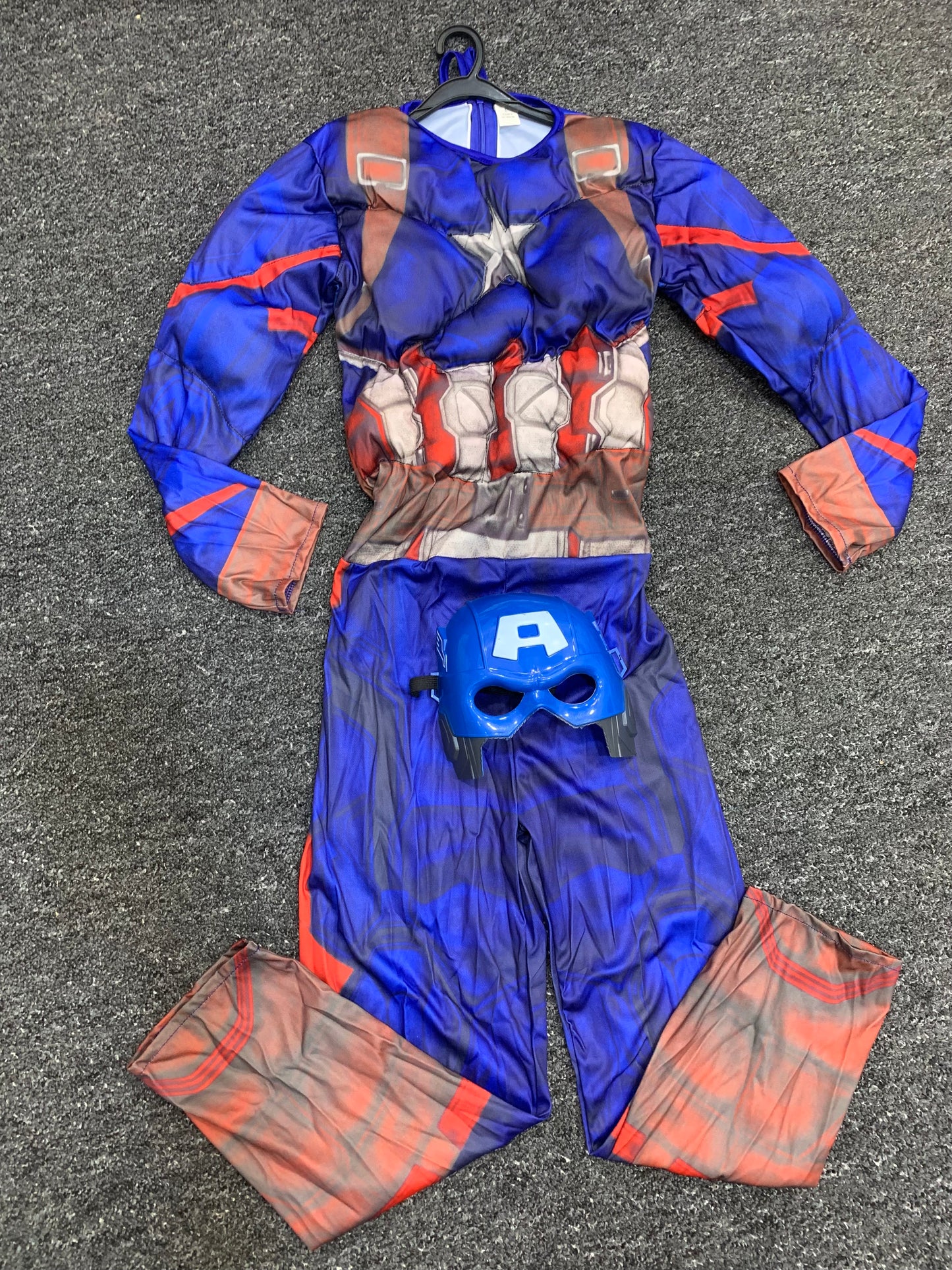 MUSCLE CAPTAIN AMERICA COSTUME 5-10YRS