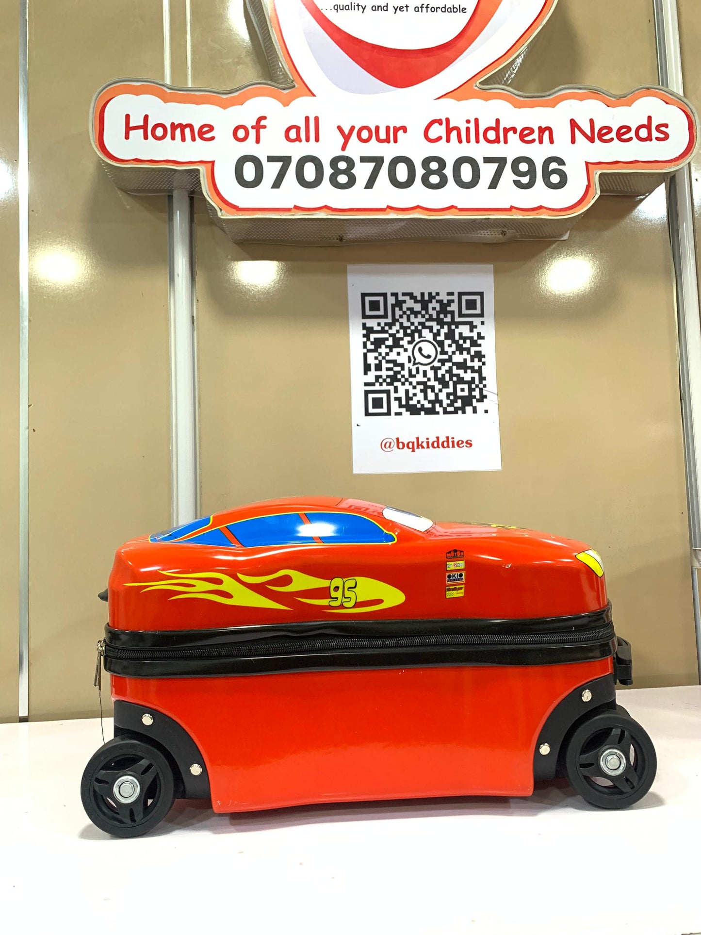 PC CAR SHAPE KID TROLLEY TRAVEL LUGGAGE BOX 18 INCHES