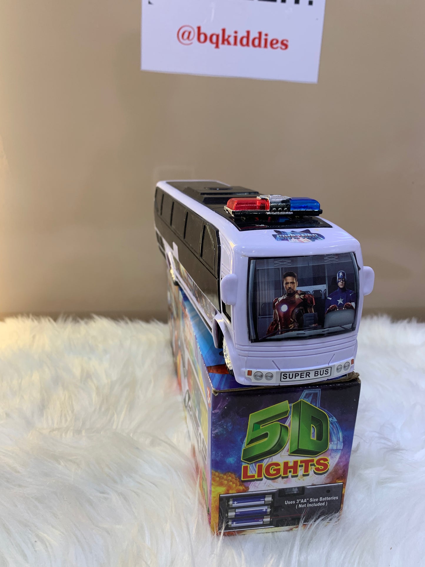 CAPTAIN AMERICA CIVIL WAR TOY BUS