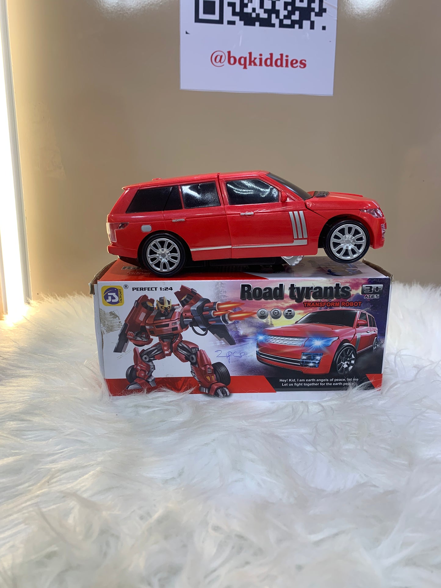 ROAD TYRANTS TRANSFORM ROBOT CAR(TOY)