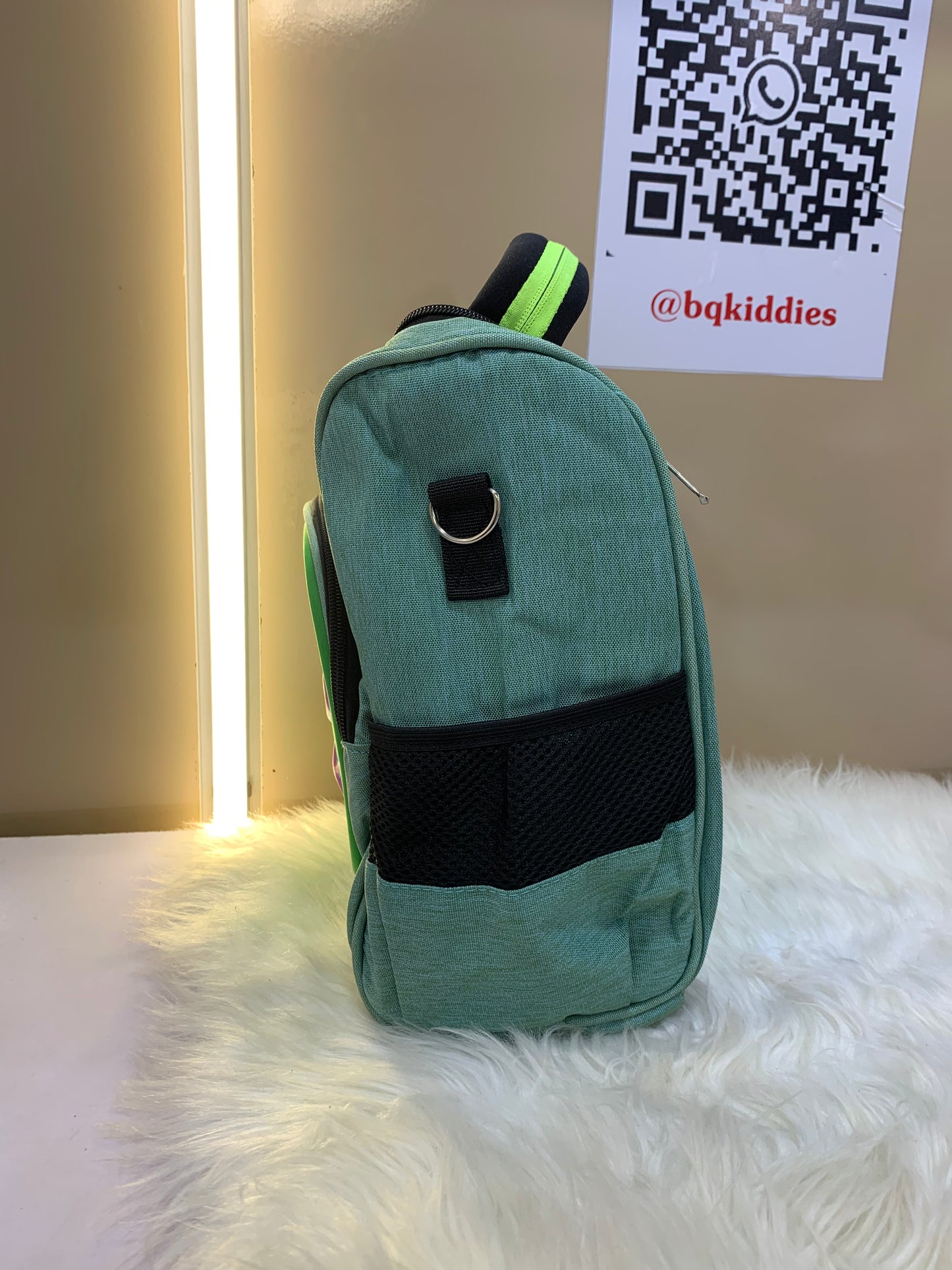 PL POWER LUNCH BAG MEDIUM