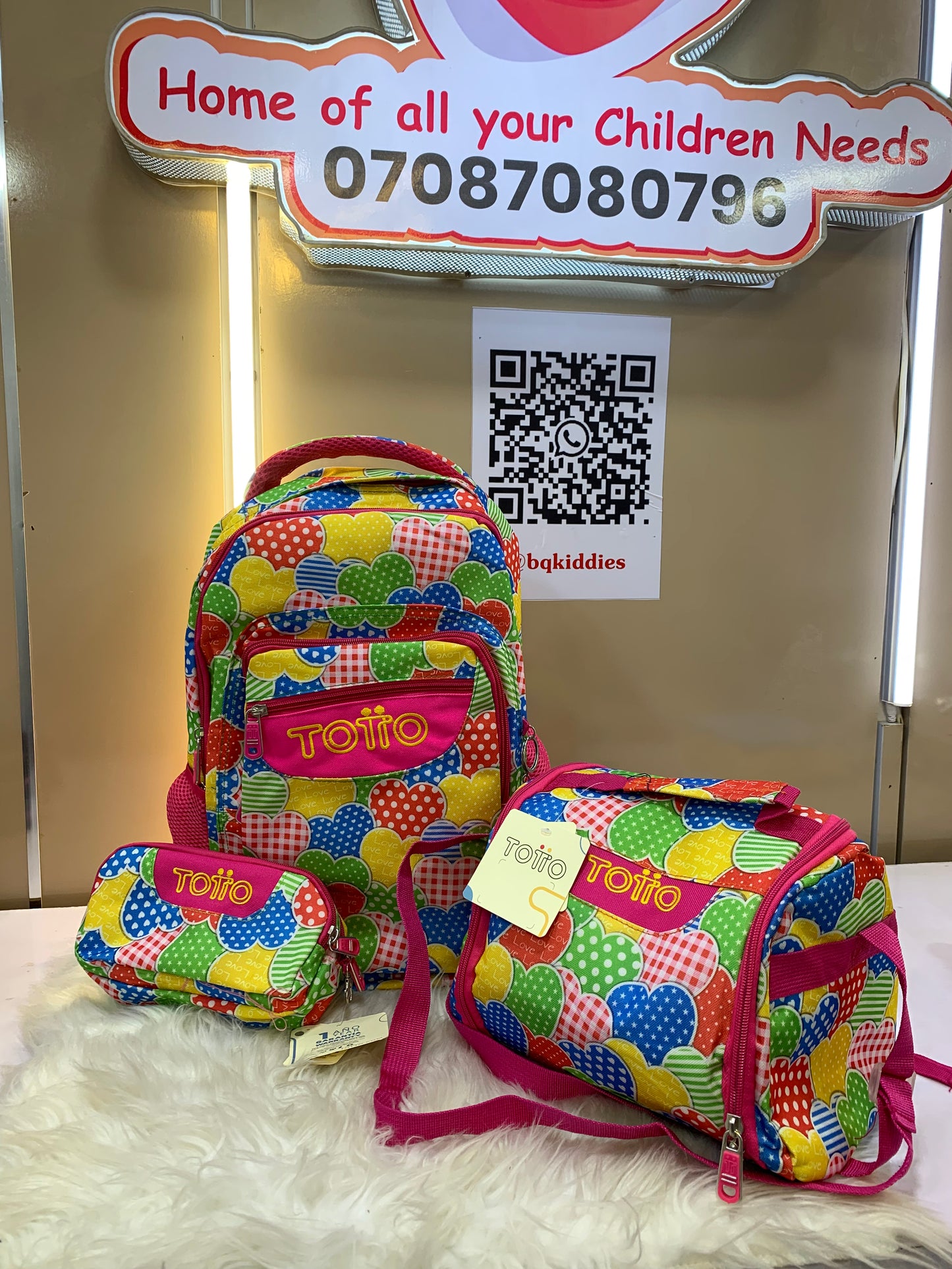 TOTTO 16 INCHES HEART DESIGN BACK BAG, LUNCH BAG AND PENCIL CASE 3-8YRS