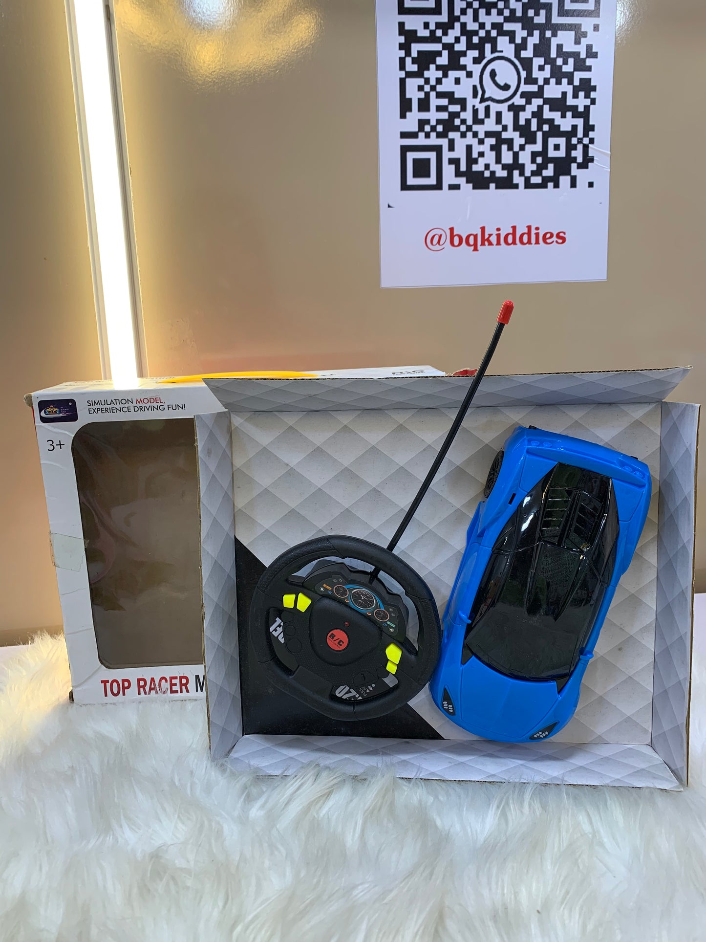 R/C TOP RACER MODEL CAR WITH REMOTE CONTROL(TOY)