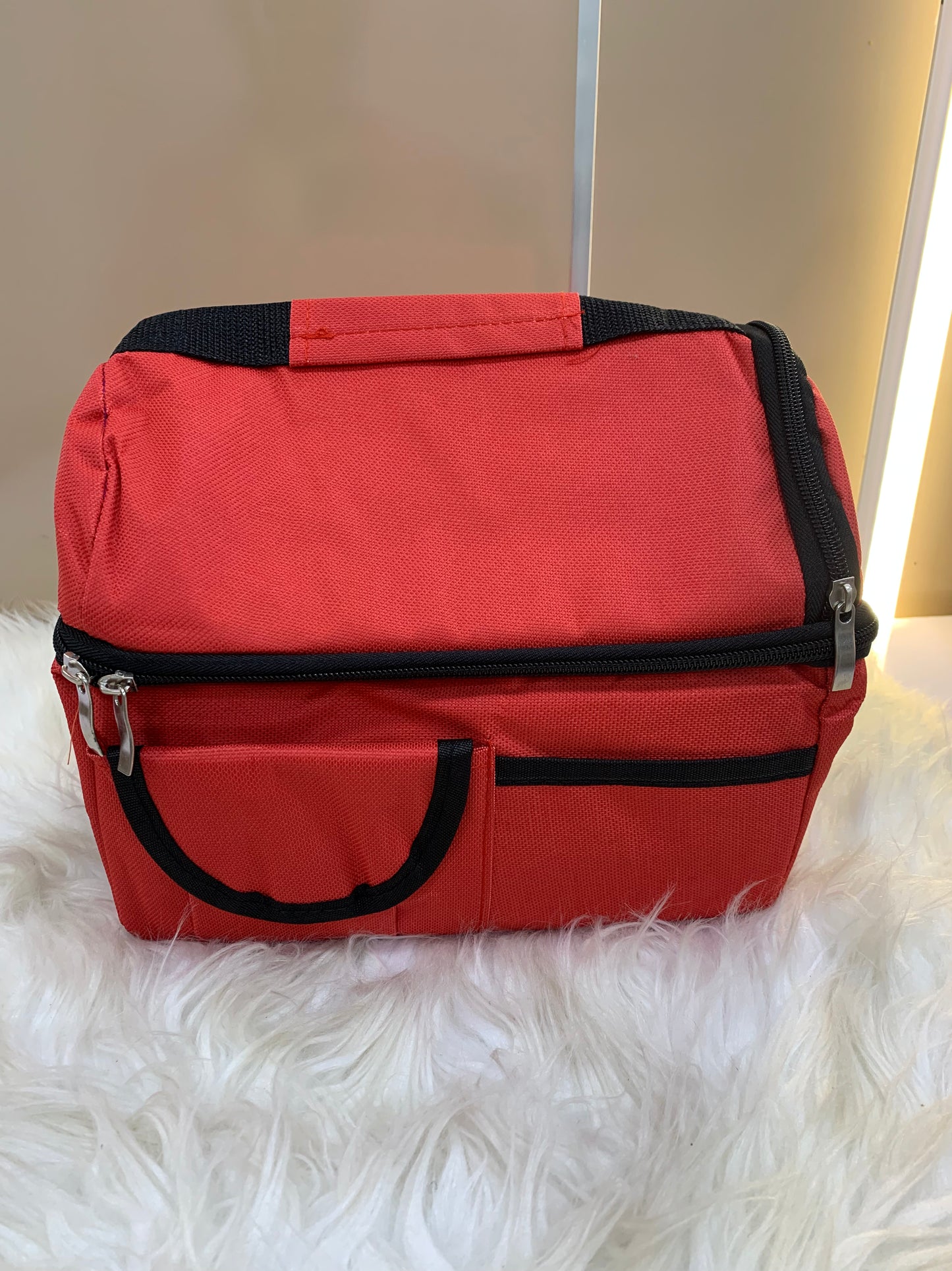PLAIN INSULATED LUNCH BAG MEDIUM