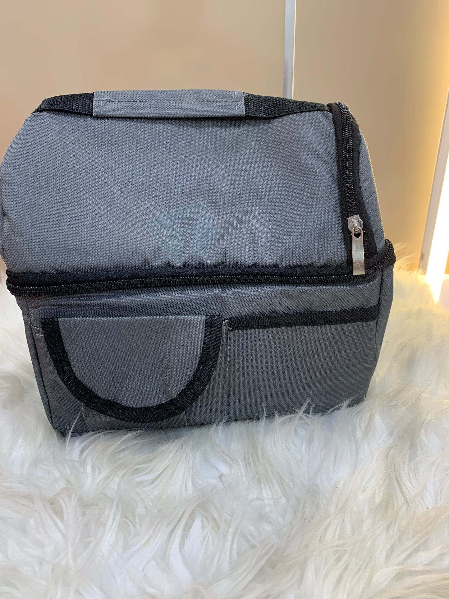 PLAIN INSULATED LUNCH BAG MEDIUM