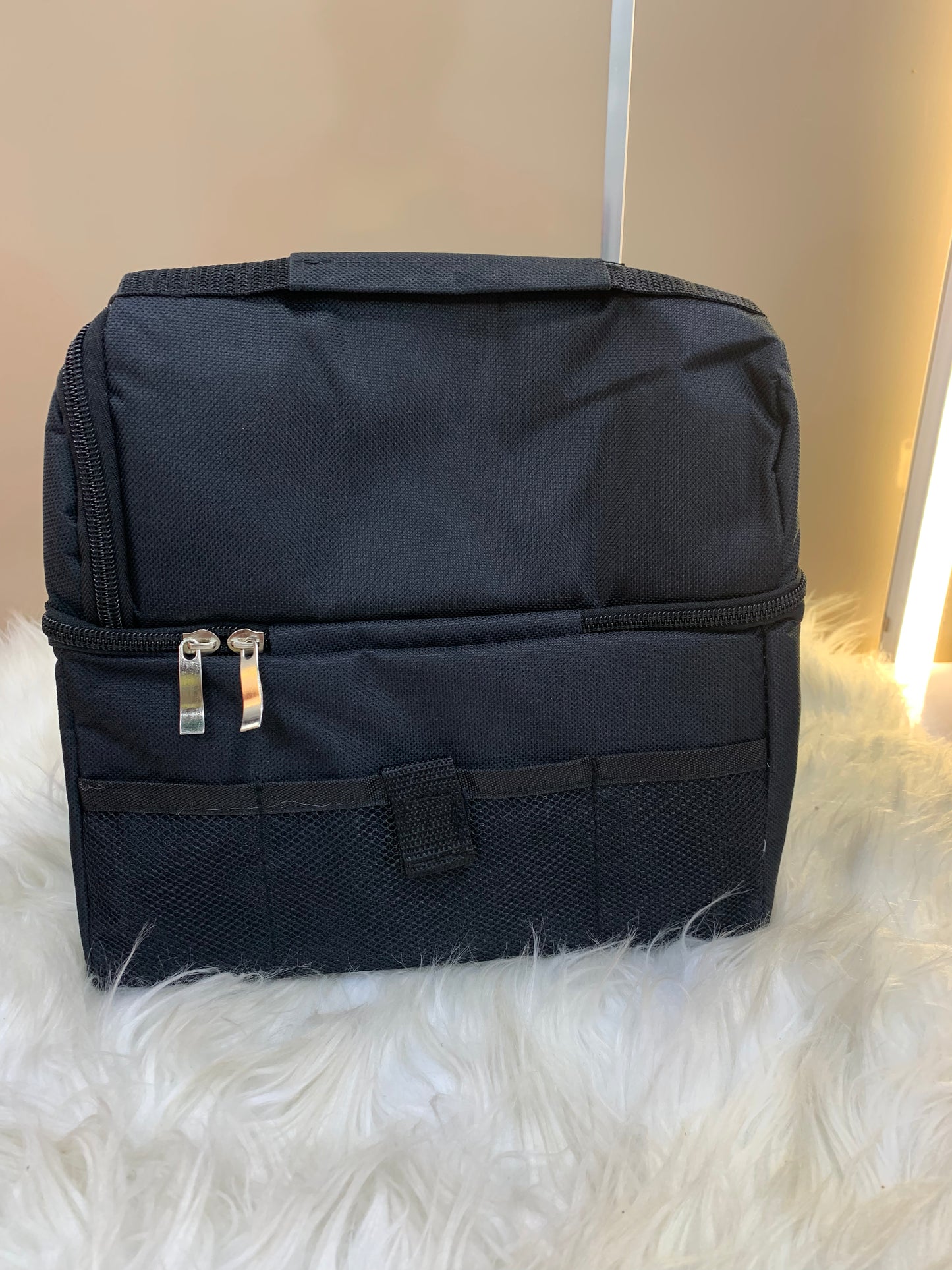 PLAIN INSULATED LUNCH BAG MEDIUM