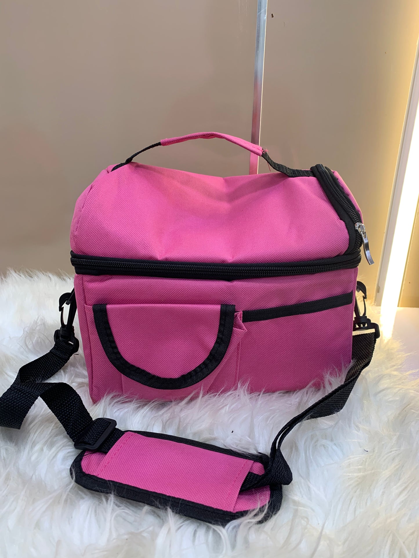 PLAIN INSULATED LUNCH BAG MEDIUM