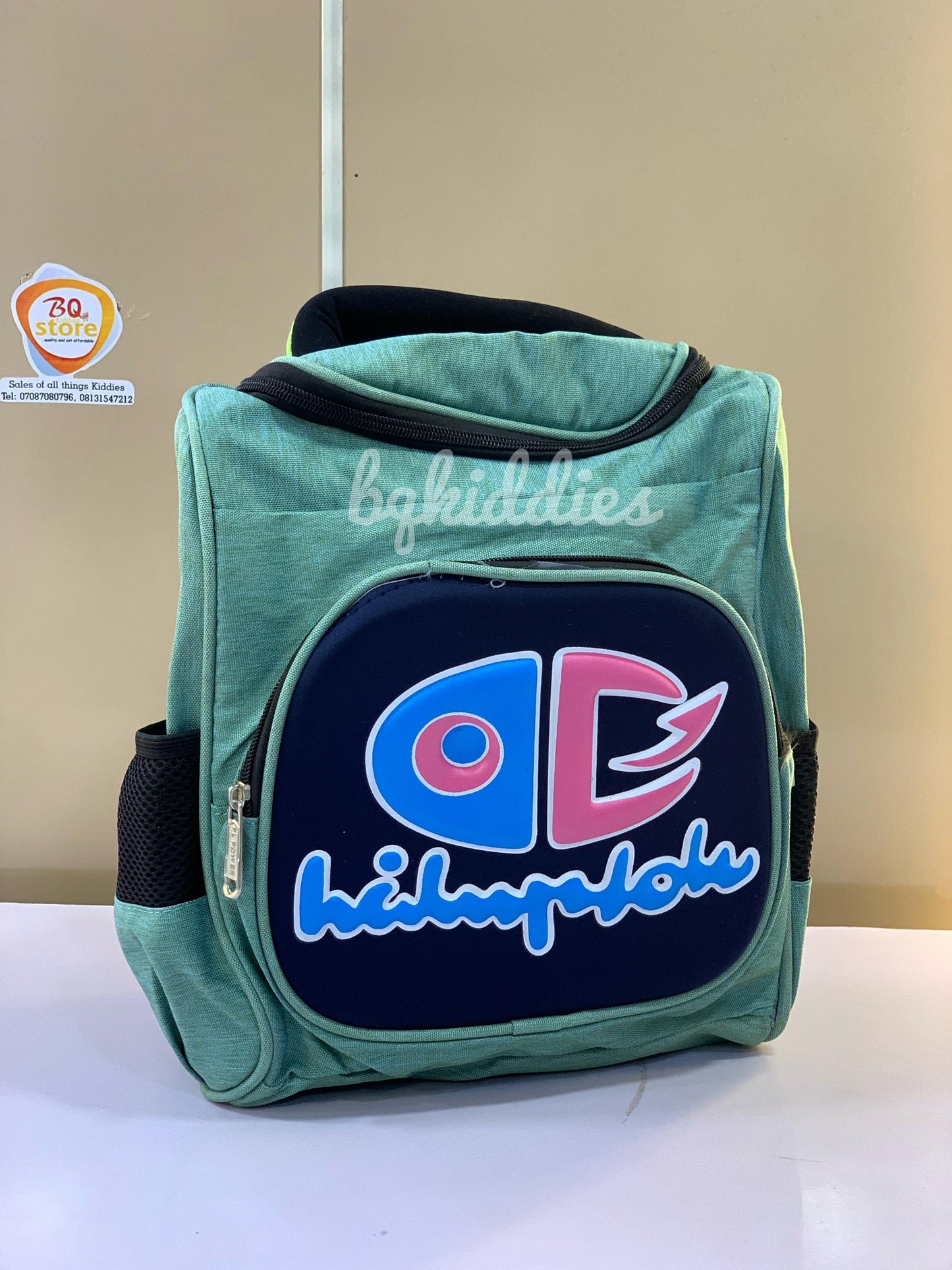 PL POWER LUNCH BAG MEDIUM