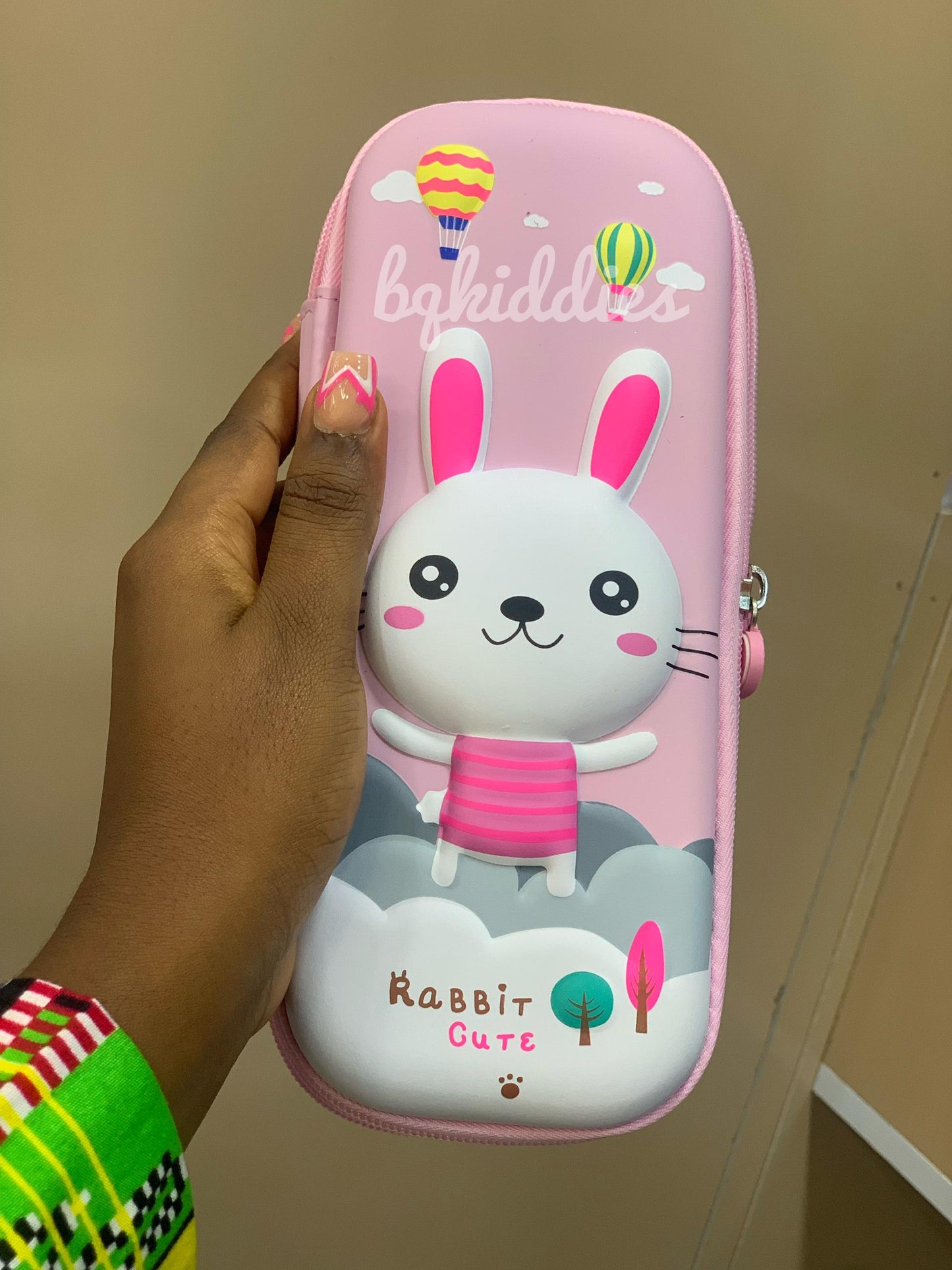 CHARACTER STATIONARY PURSE WITH LOCK (BIG)