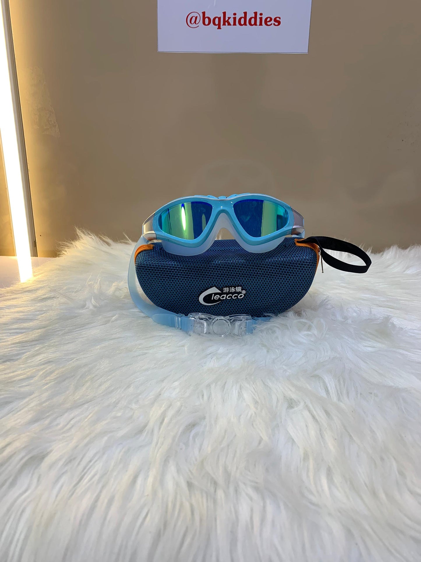 LEACCO ADULT SWIMMING GOOGLE WITH POUCH