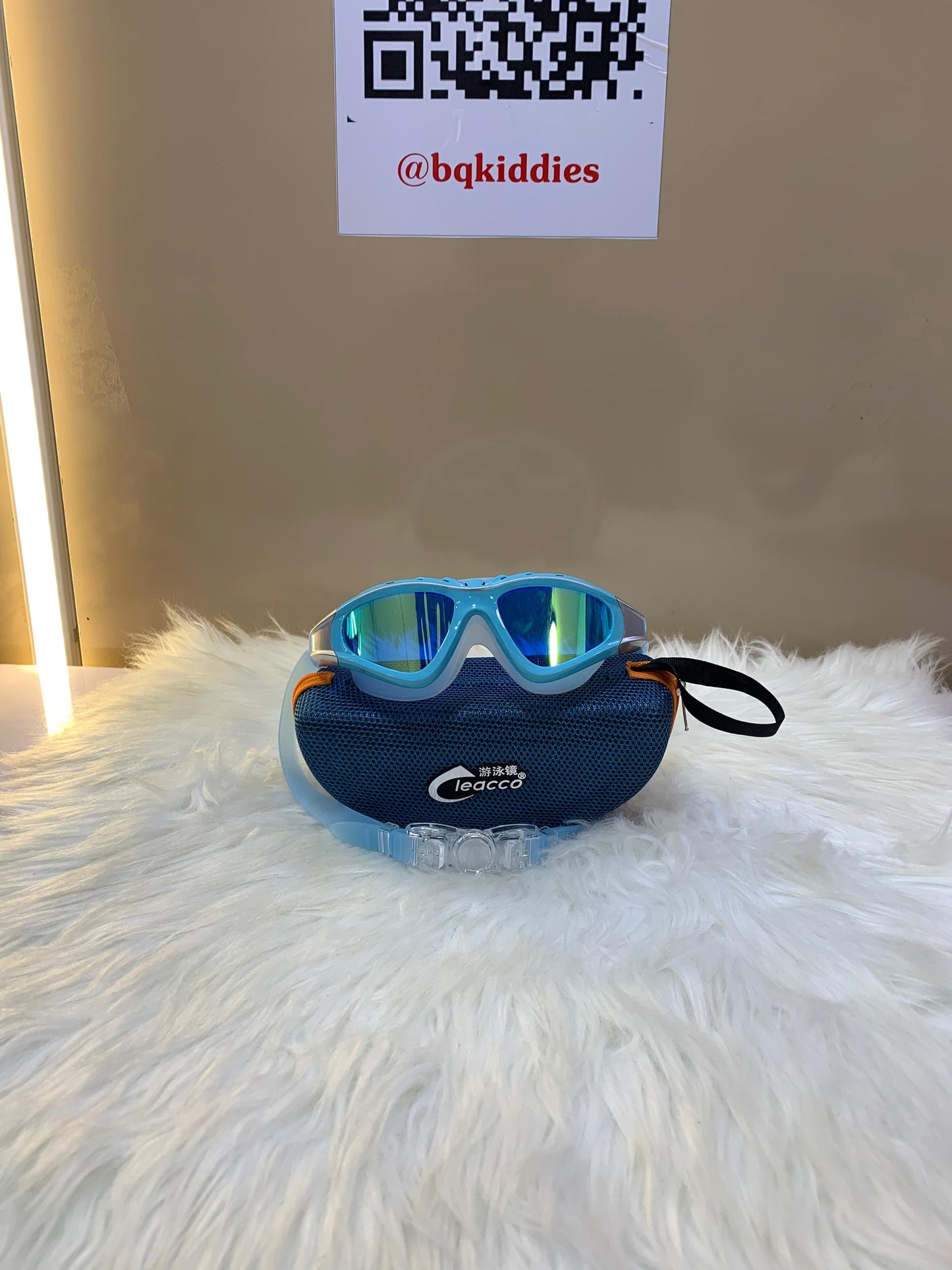 LEACCO ADULT SWIMMING GOOGLE WITH POUCH