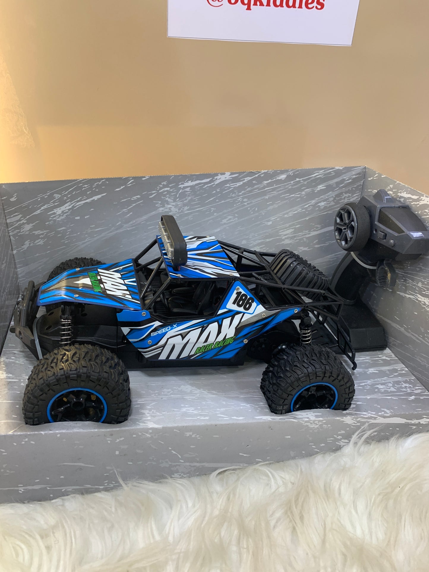 COMPETITION R/C (TOY)