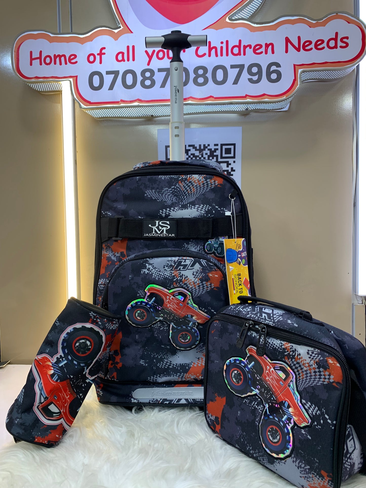 JASMINESTAR WORLD TROLLEY BAG SET 4-7YRS