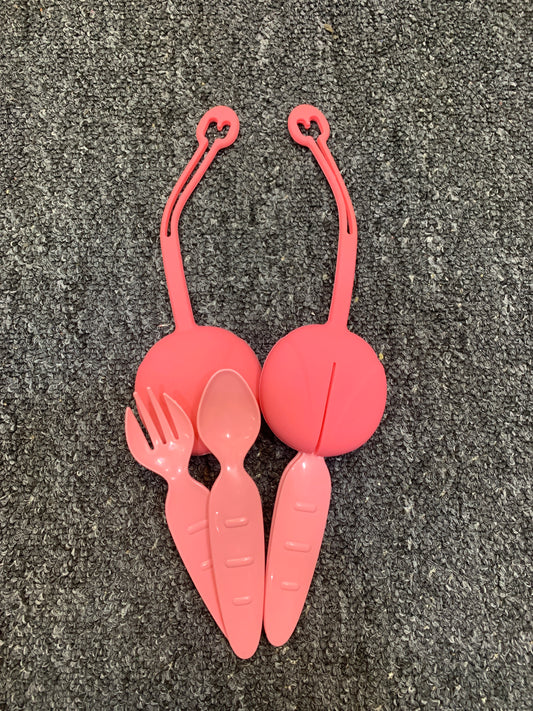 PLASTIC CUTLERY SET WITH SILICON CASE FOR TODDLERS