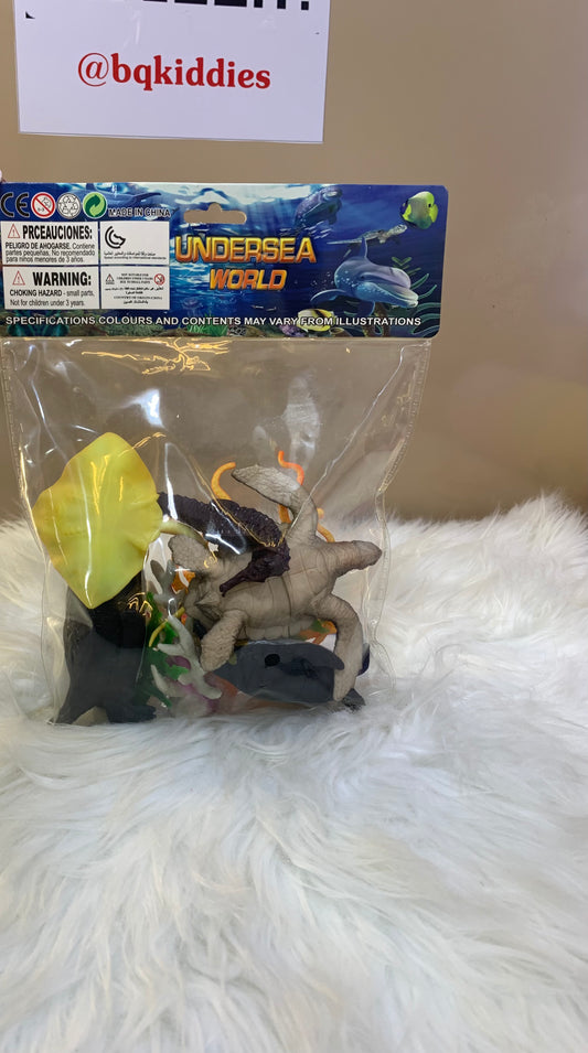 UNDERSEA  ANIMAL WORLD TOY