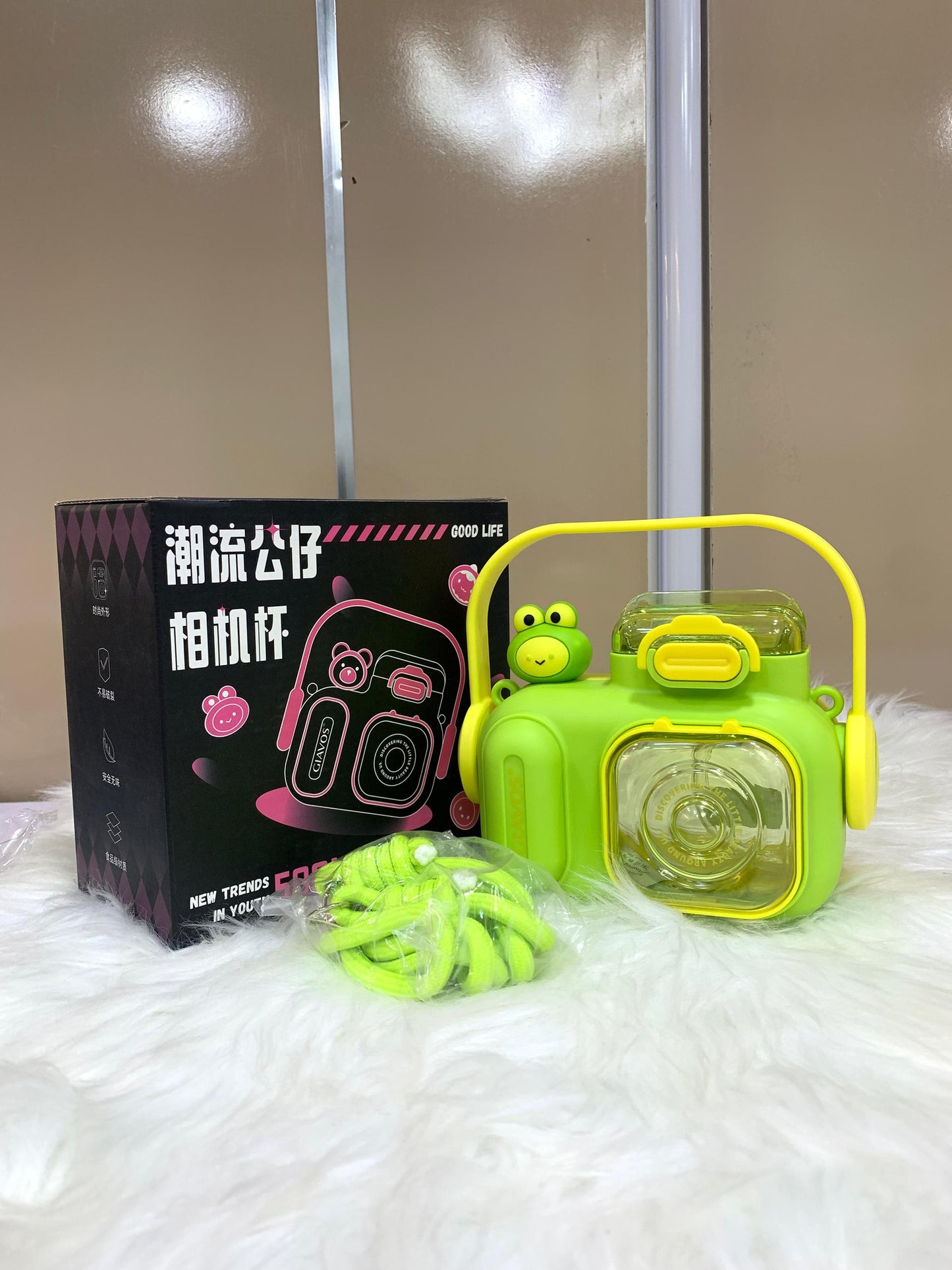 GIAVOS FASHION DOLL CAMERA WATER BOTTLE