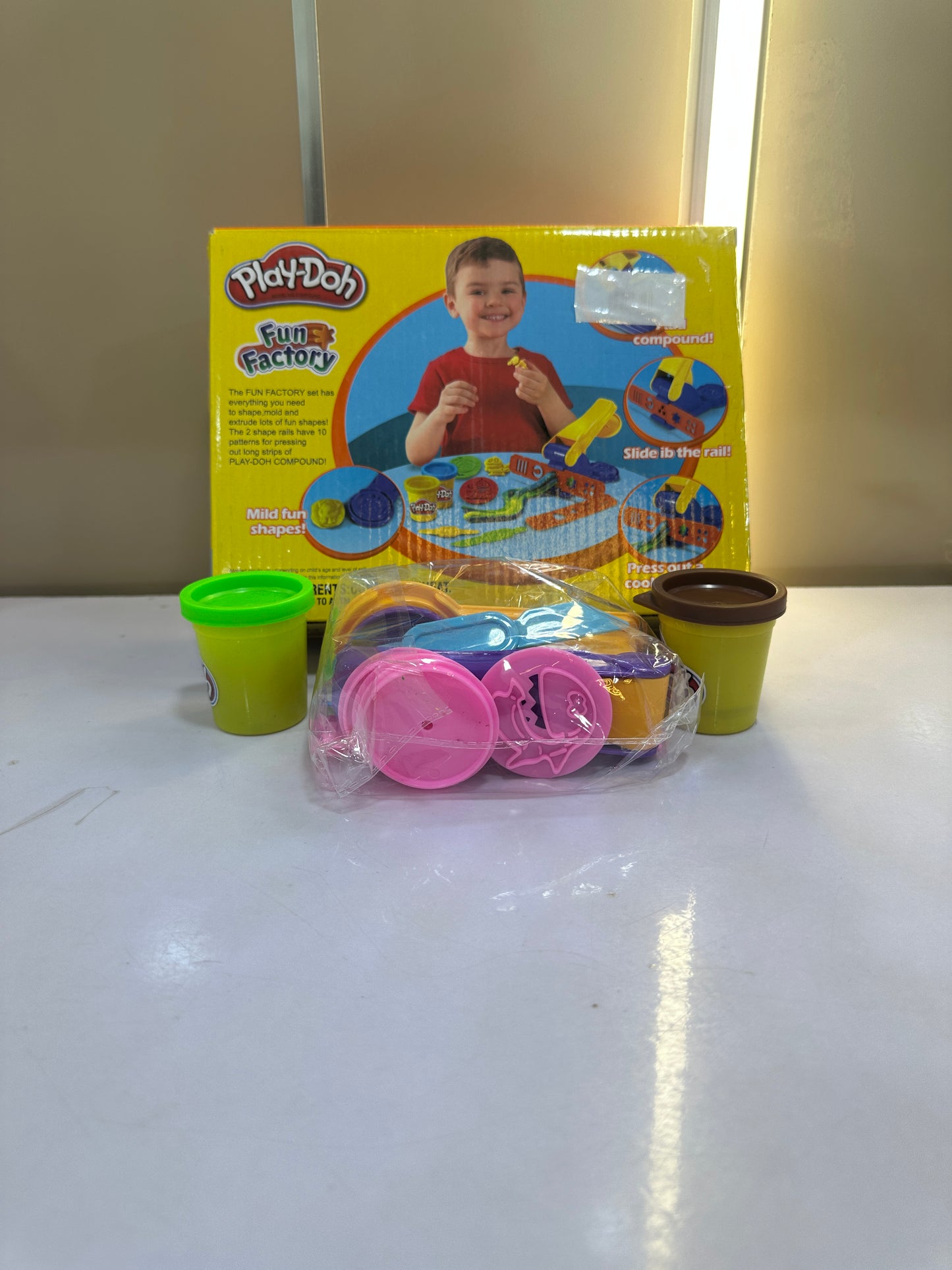 PLAY DOUGH FUN FACTORY MILD SHAPES
