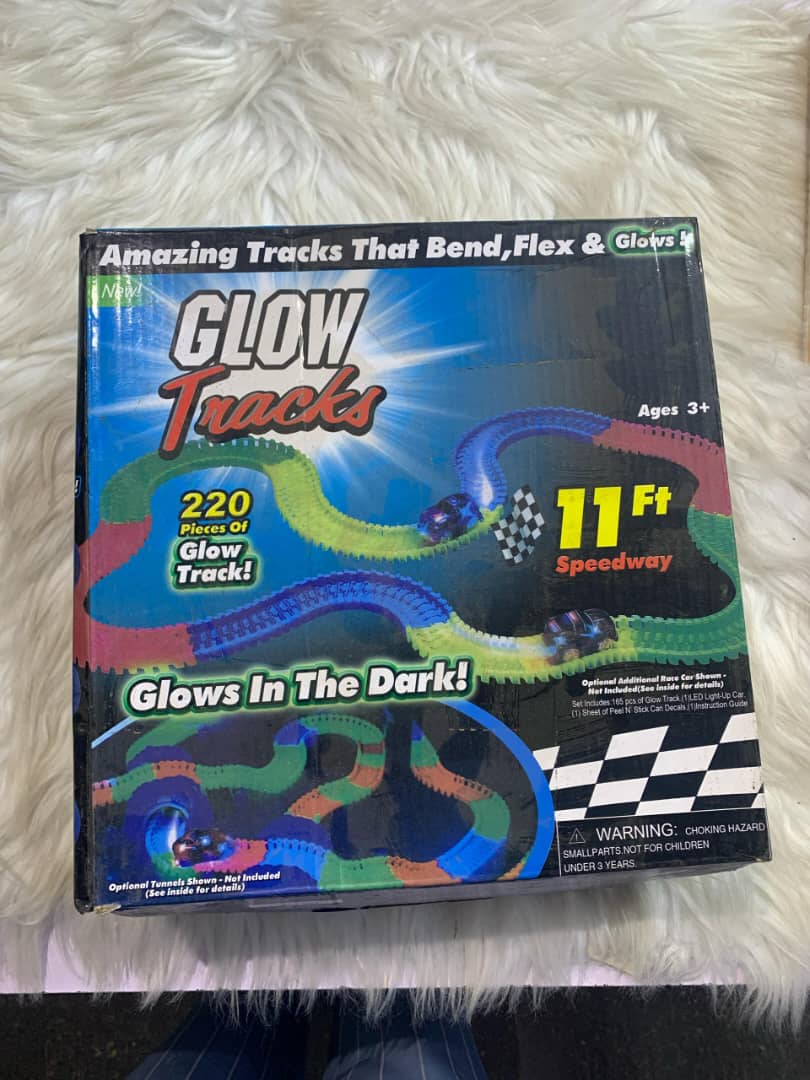 GLOW TRACKS 3 LED LIGHTS RACE CAR