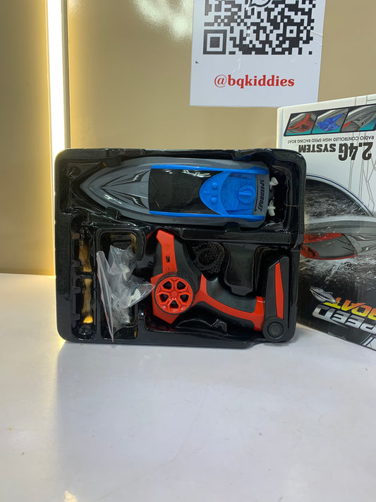 SPEED BOAT 2.4G SYSTEM RADIO CONTROLLED FOR KIDS(TOY)