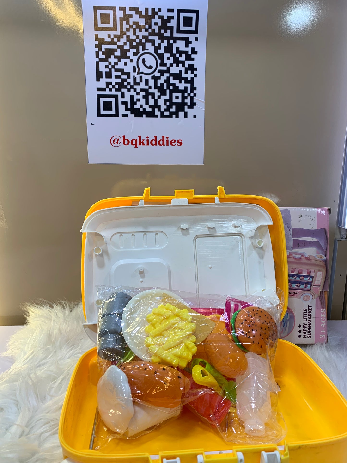 DELICIOUS BURGER FUNNY FOOD TOY