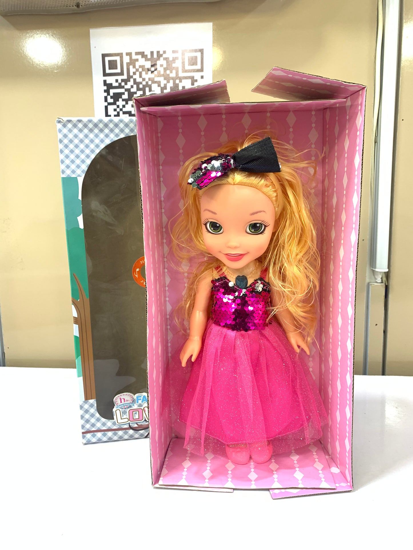 GIRL FASHION LOVELY DOLL FOR KIDS
