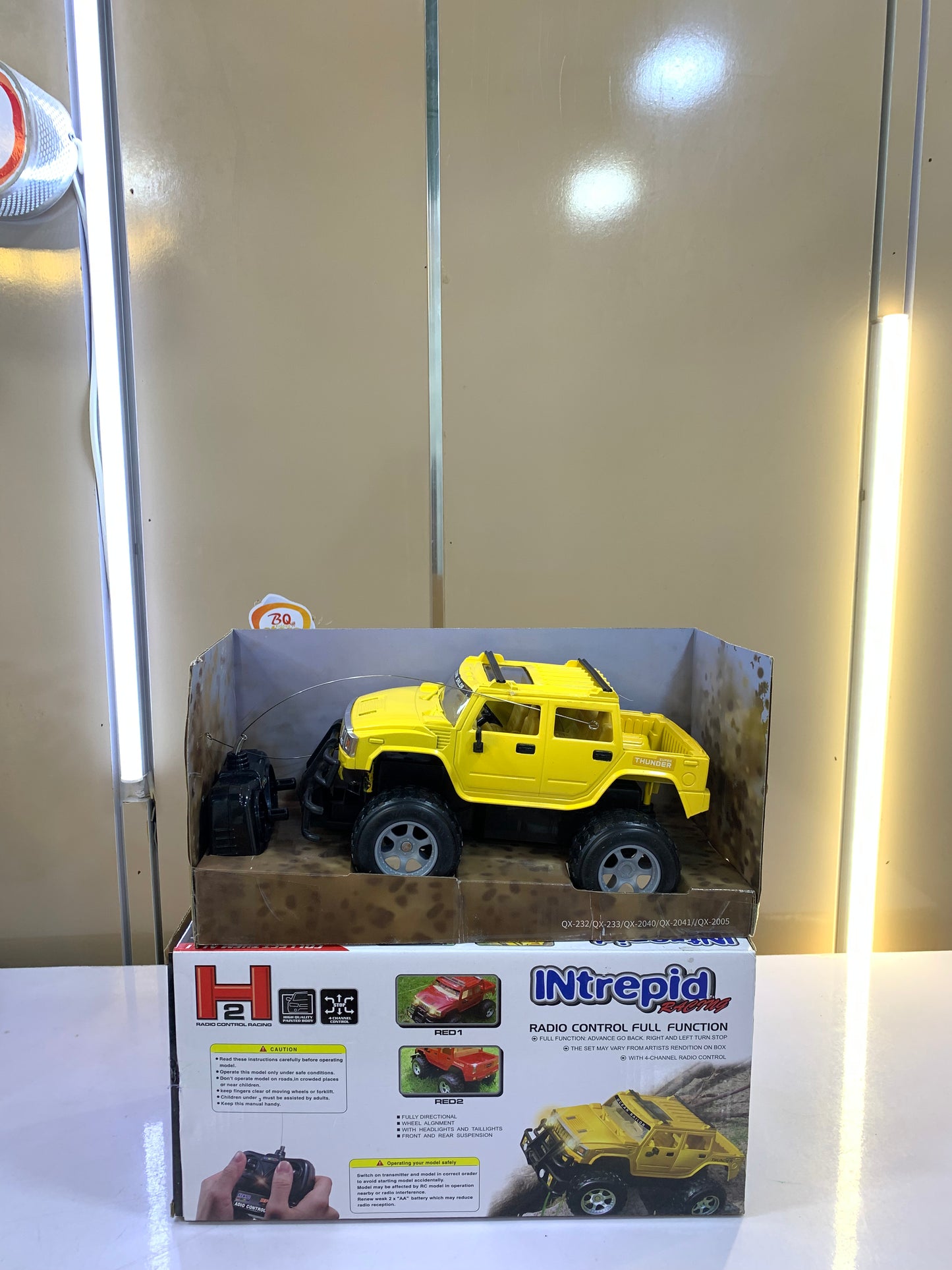 INTREPID RACING R/C(TOY)