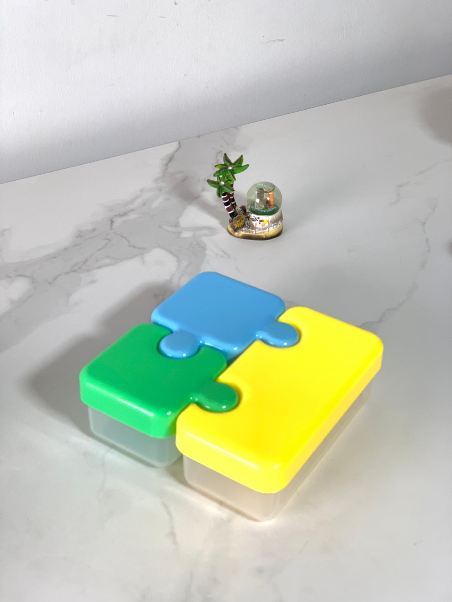 PUZZLE BLOCK THEMED LUNCH SNACK BOX PLATE